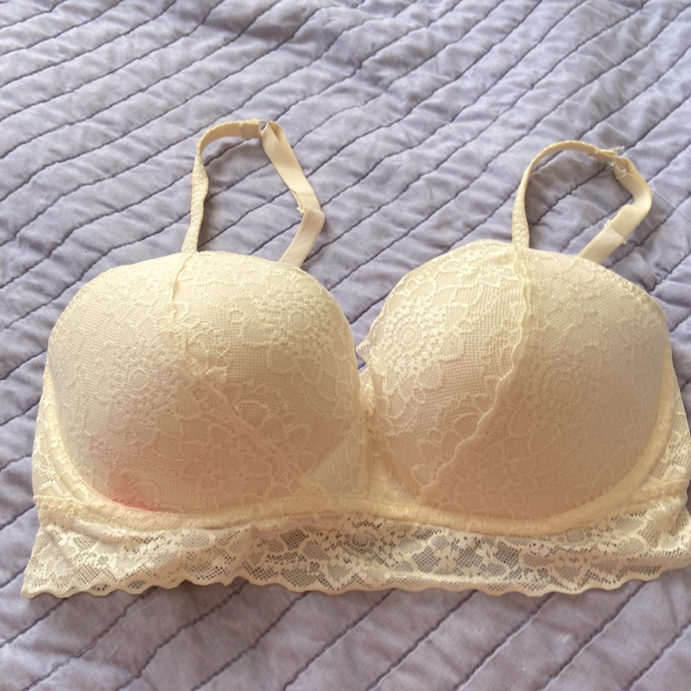 VS Pink Lace Bralette